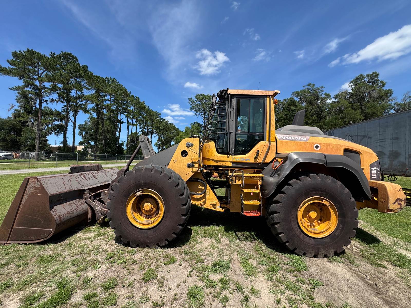 2015 Volvo L110H in Ocala, FL
