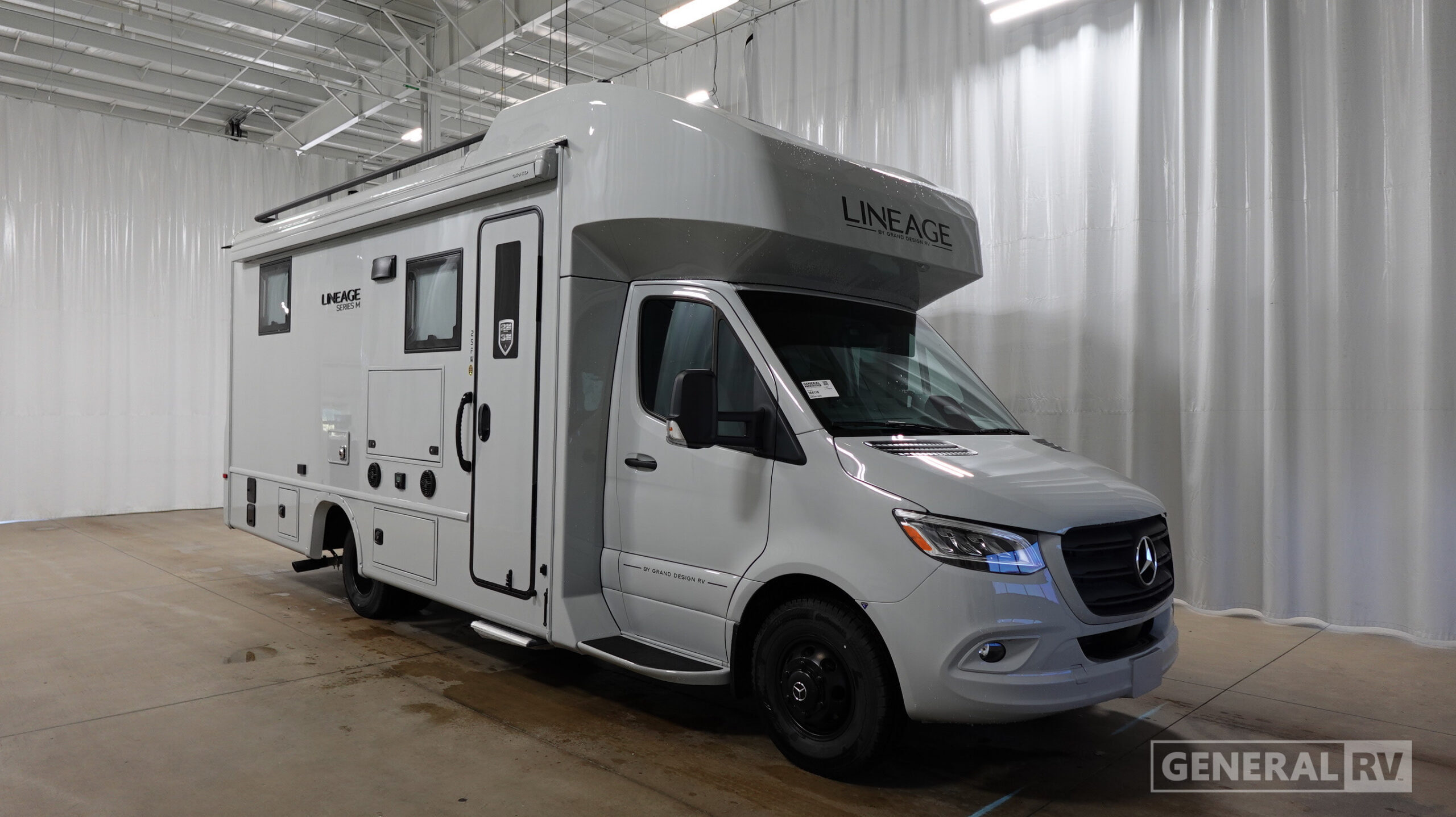 2027 Grand Design LINEAGE SERIES M 25FW in west chester PA