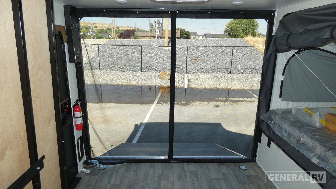 A photo of this 2027 Modern Buggy HOPPER HOP2