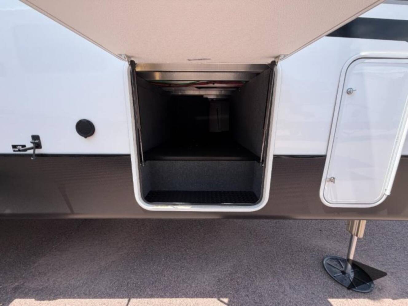 A photo of this 2027 Jayco Seismic 395