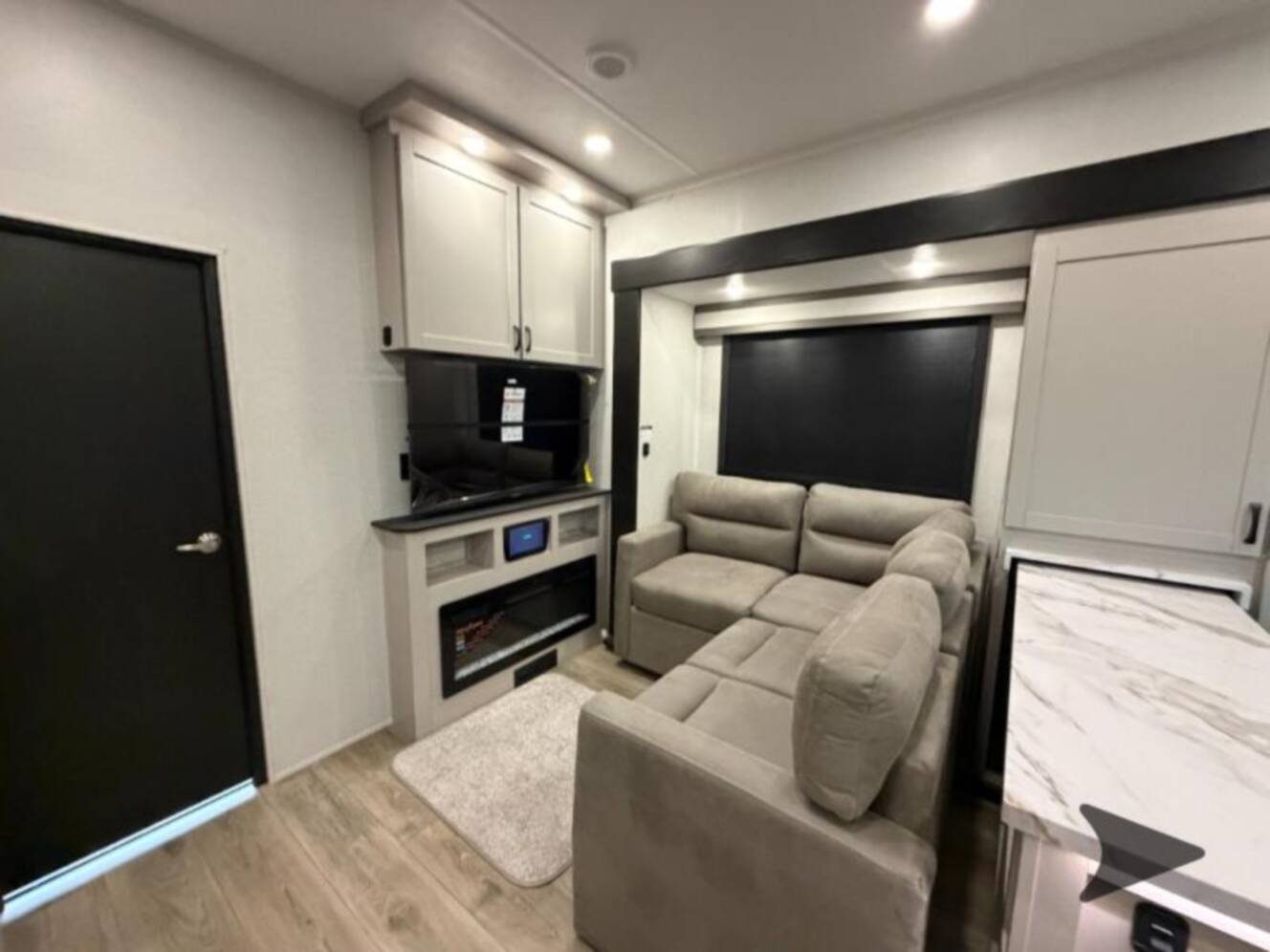 A photo of this 2027 Jayco Seismic 395