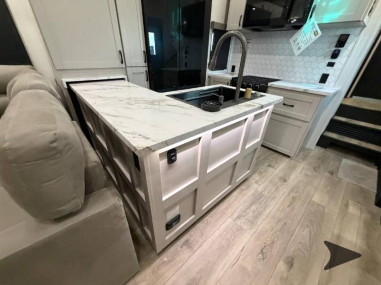 A photo of this 2027 Jayco Seismic 395