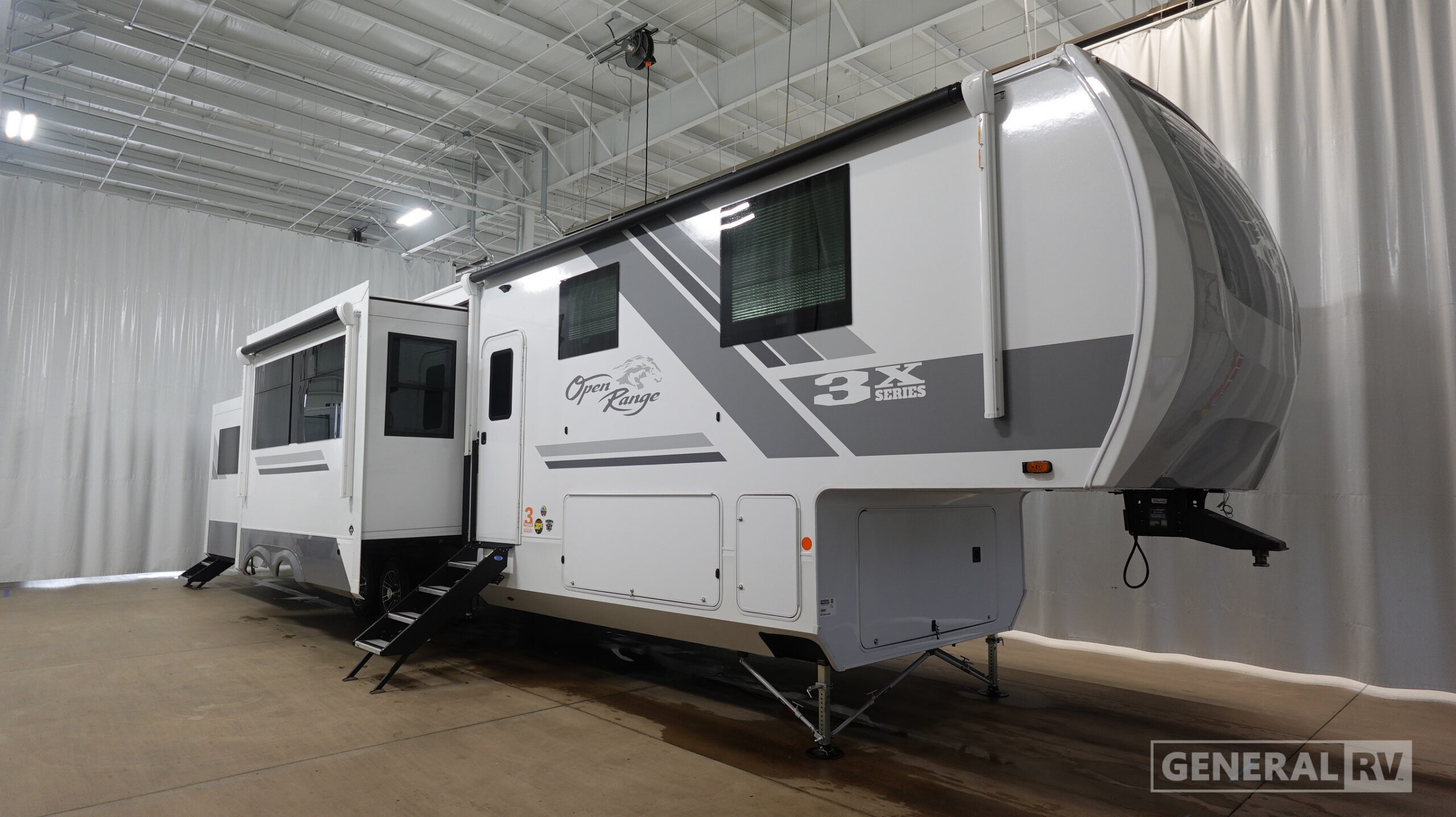 2027 Highland Ridge Rv OPEN RANGE 3X 393TBR in north canton OH