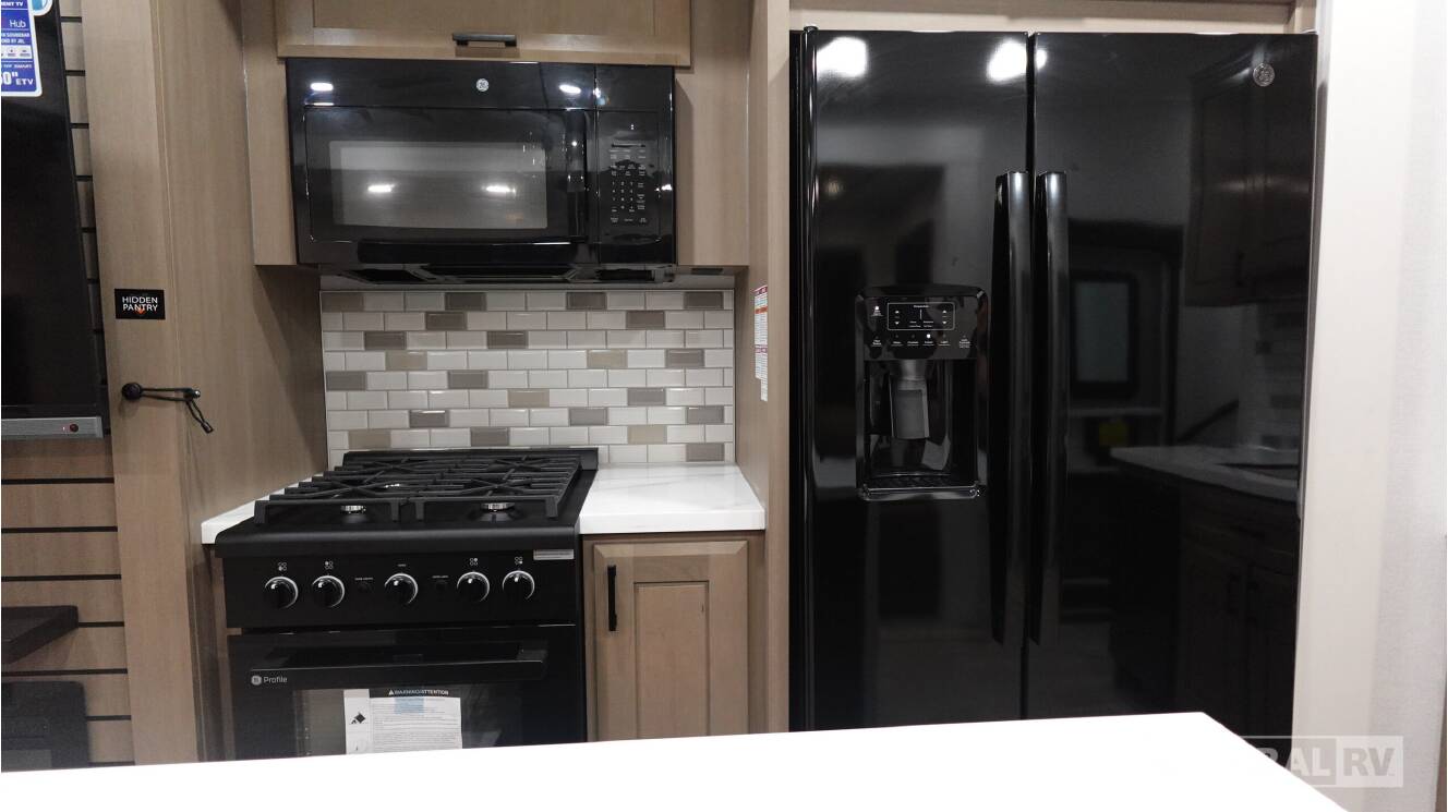 A photo of this 2027 Highland Ridge Rv OPEN RANGE 3X 393TBR