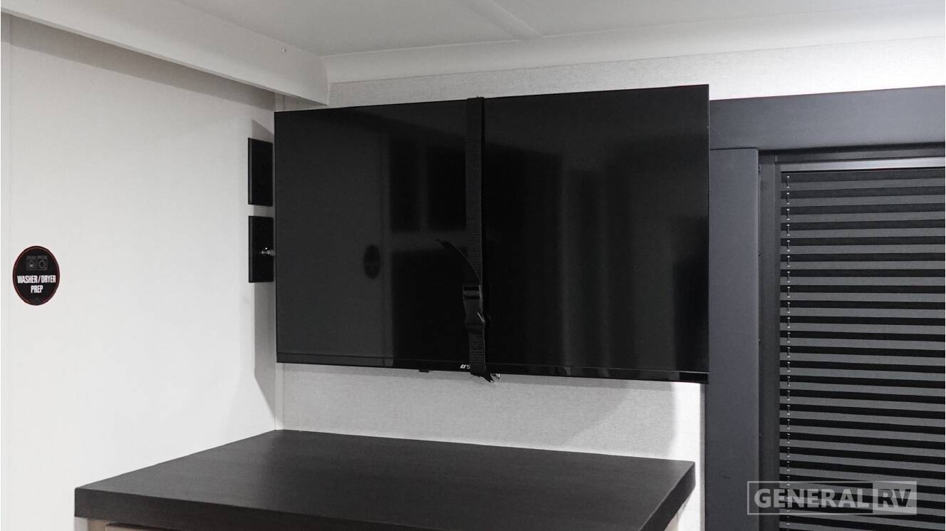 A photo of this 2027 Highland Ridge Rv OPEN RANGE 3X 393TBR
