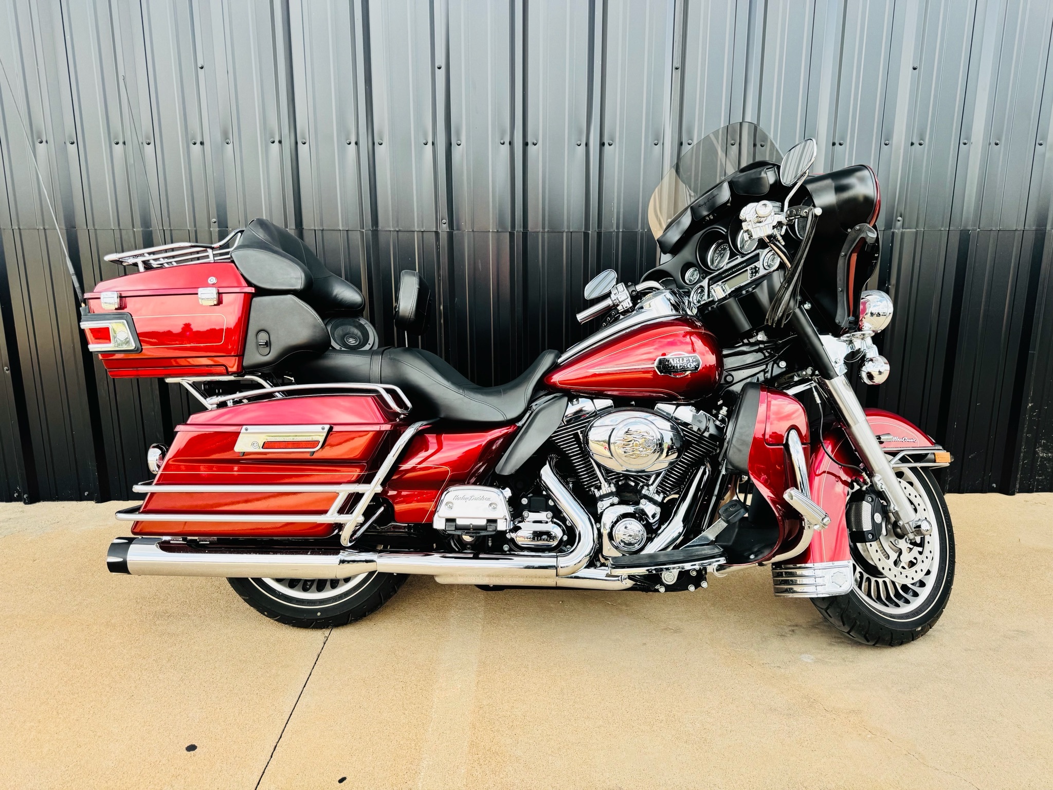 2009 Harley-Davidson Ultra Classic® Electra Glide® ULTRA CLASSIC FLHTCU in Lawton, OK