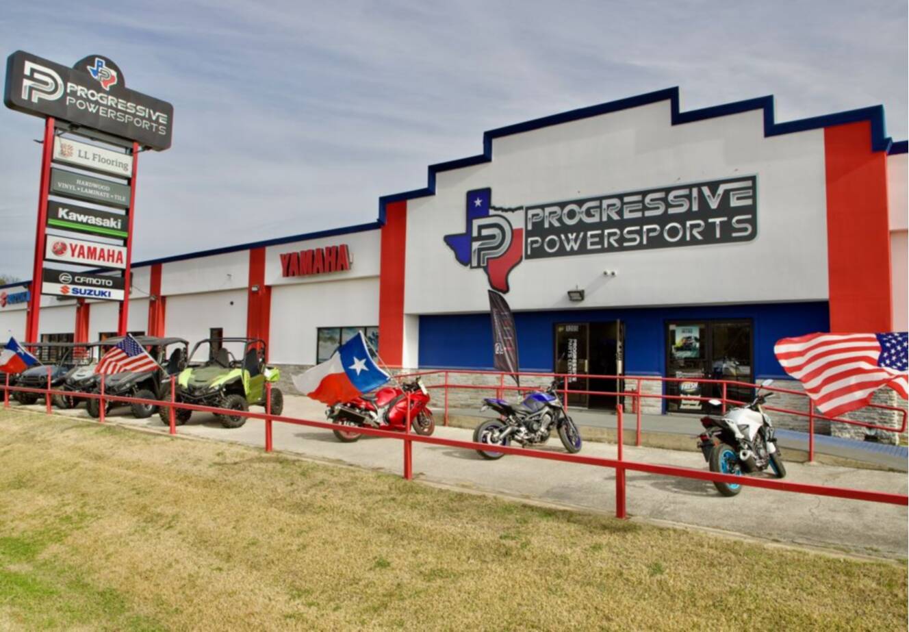 A photo of this 2026 Yamaha Grizzly EPS XT-R