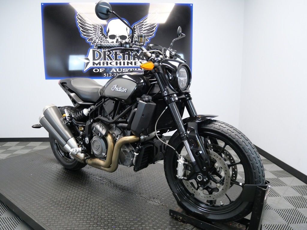 2019 Indian Motorcycle® FTR 1200 S Titanium Metallic over Thunder Black Pear S in Austin, TX