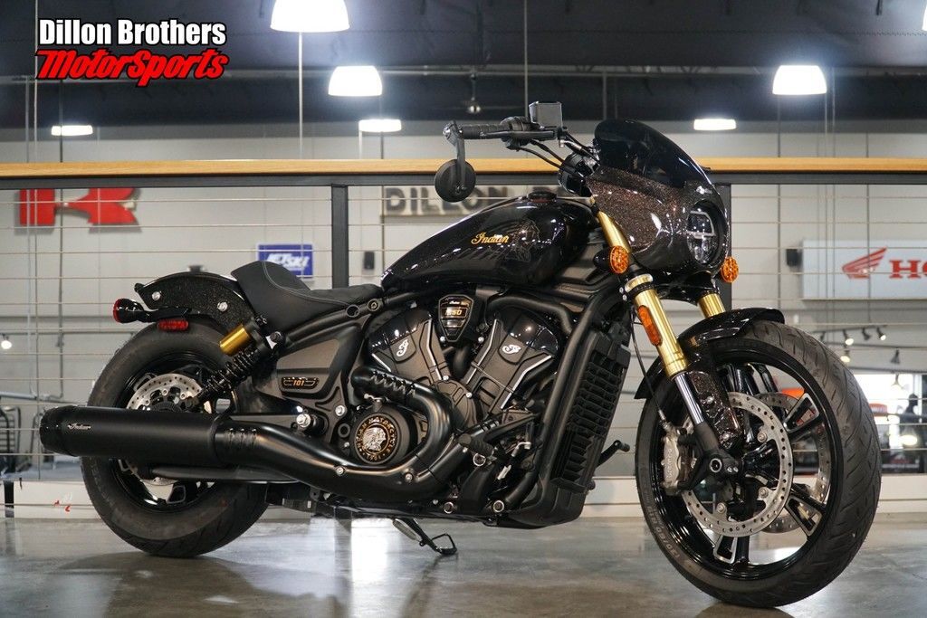 2026 Indian Motorcycle® 101 Scout® Black Crystal with Super Graphite BASE in Omaha, NE