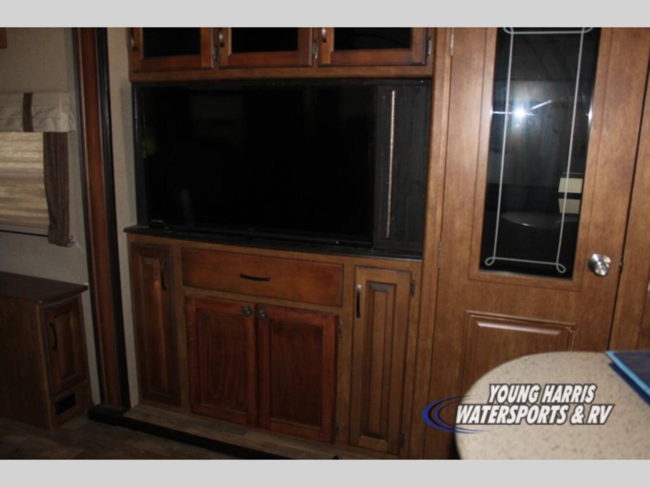 A photo of this 2016 Grand Design Reflection 337RLS