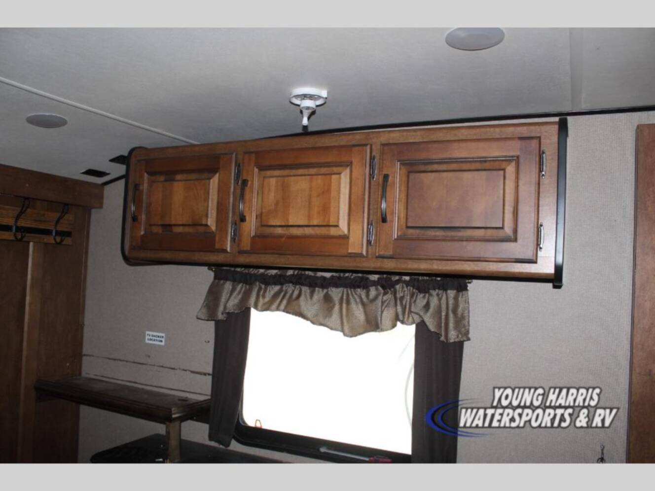 A photo of this 2016 Grand Design Reflection 337RLS