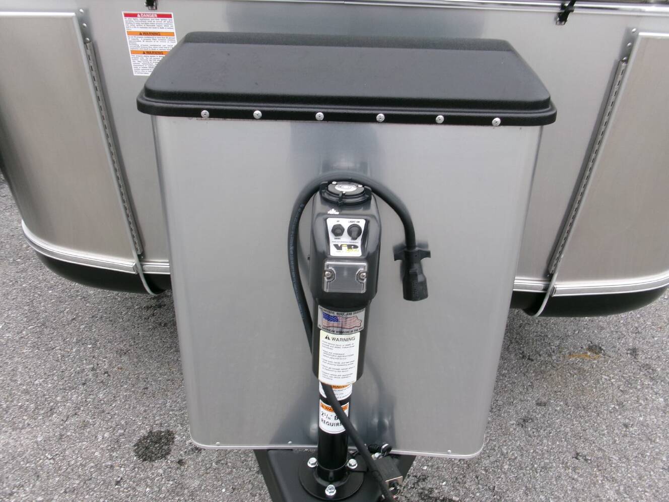 A photo of this 2024 Airstream Classic 30RBT