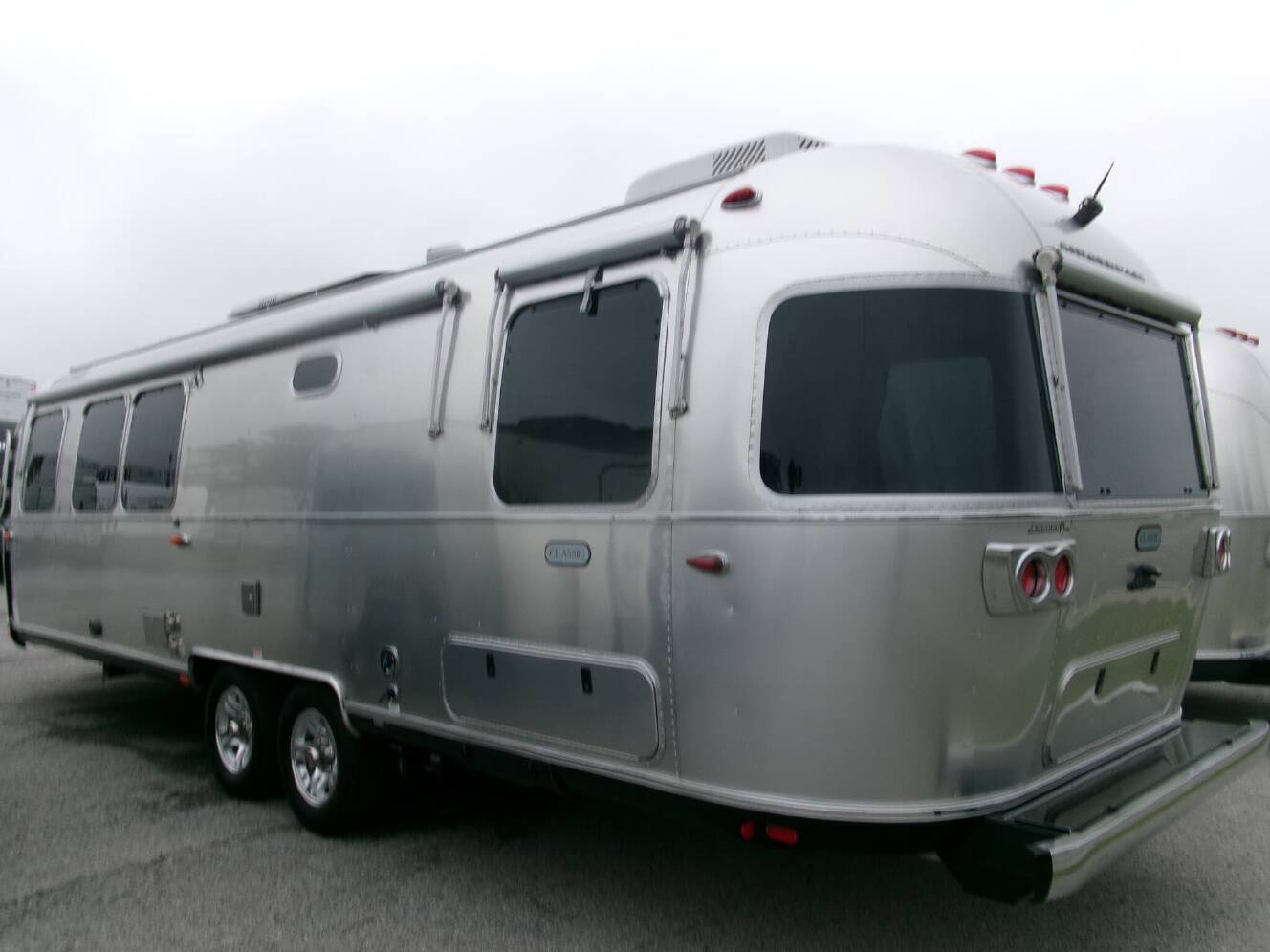 A photo of this 2024 Airstream Classic 30RBT