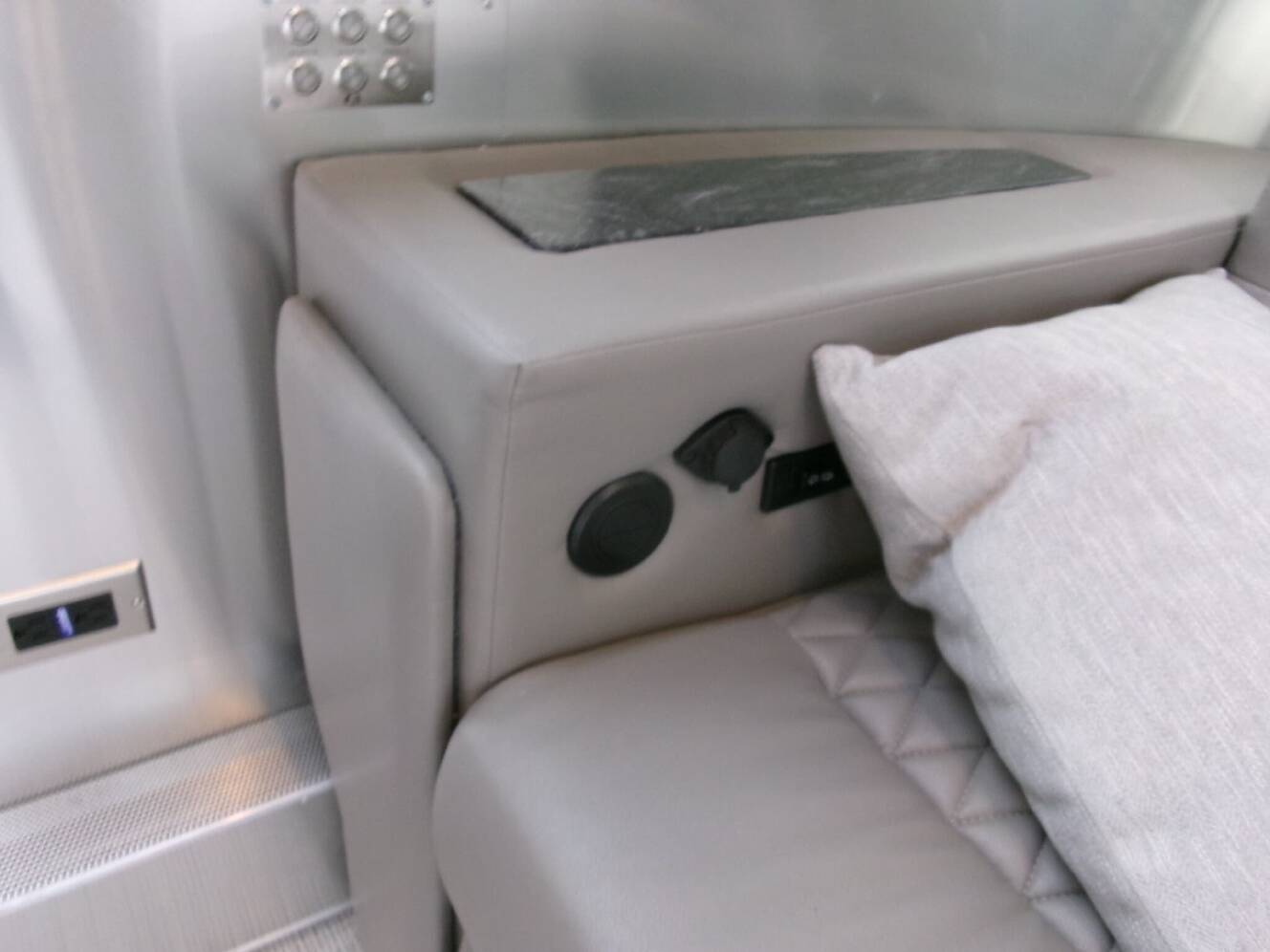A photo of this 2024 Airstream Classic 30RBT