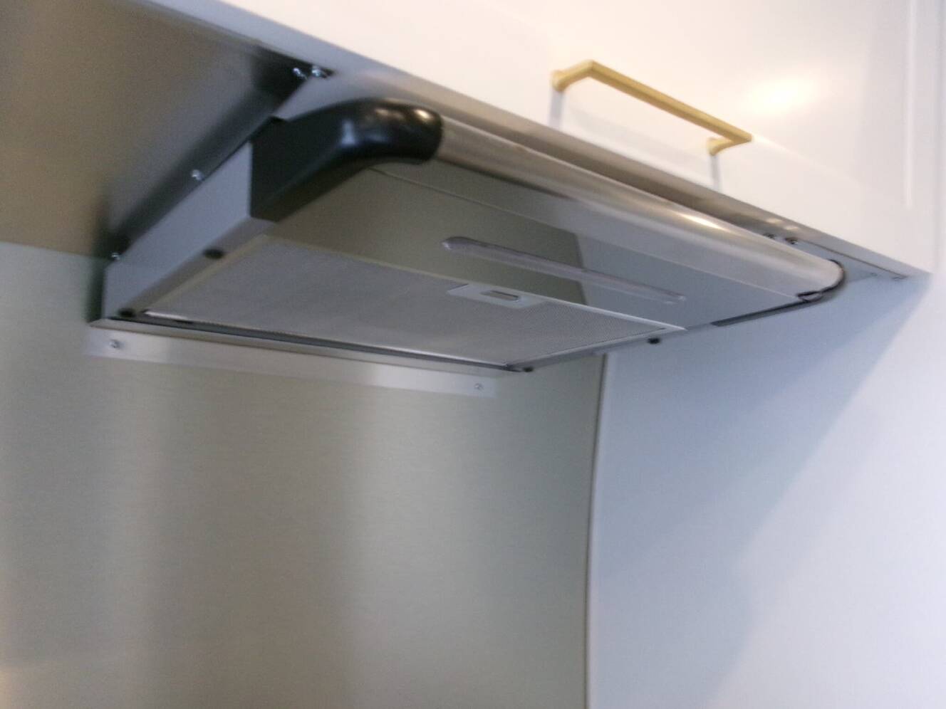 A photo of this 2024 Airstream Classic 30RBT