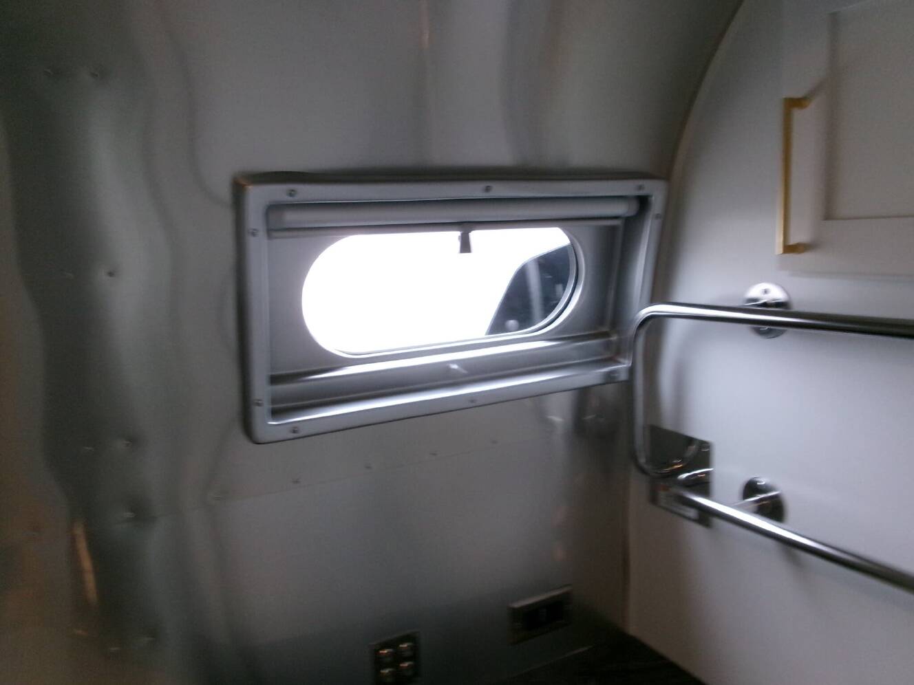 A photo of this 2024 Airstream Classic 30RBT
