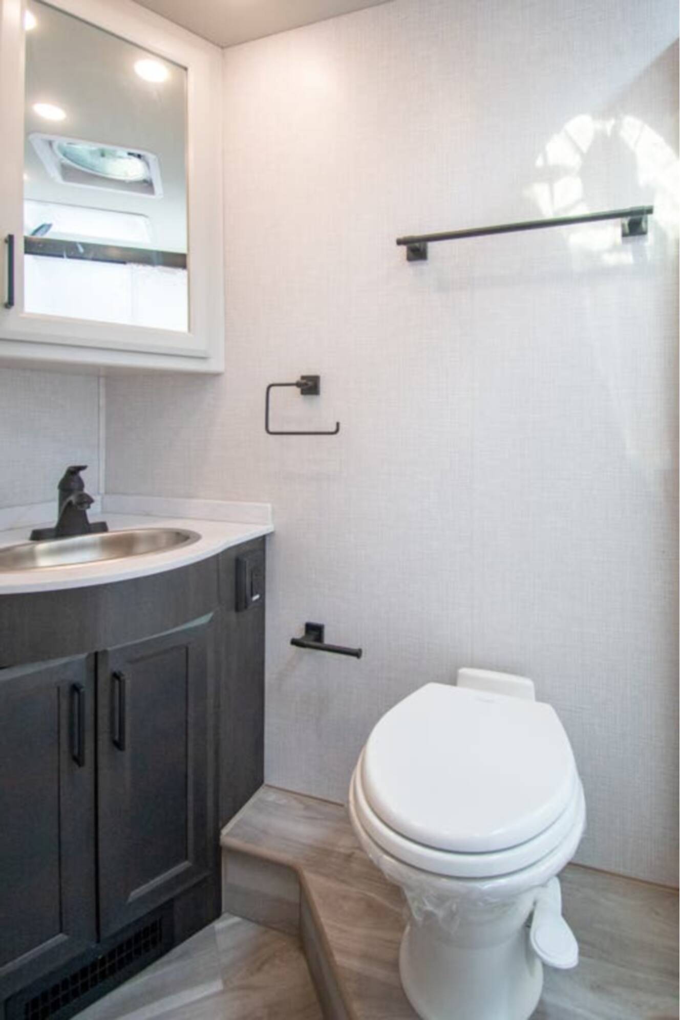 A photo of this 2026 Fleetwood Fortis 34MB