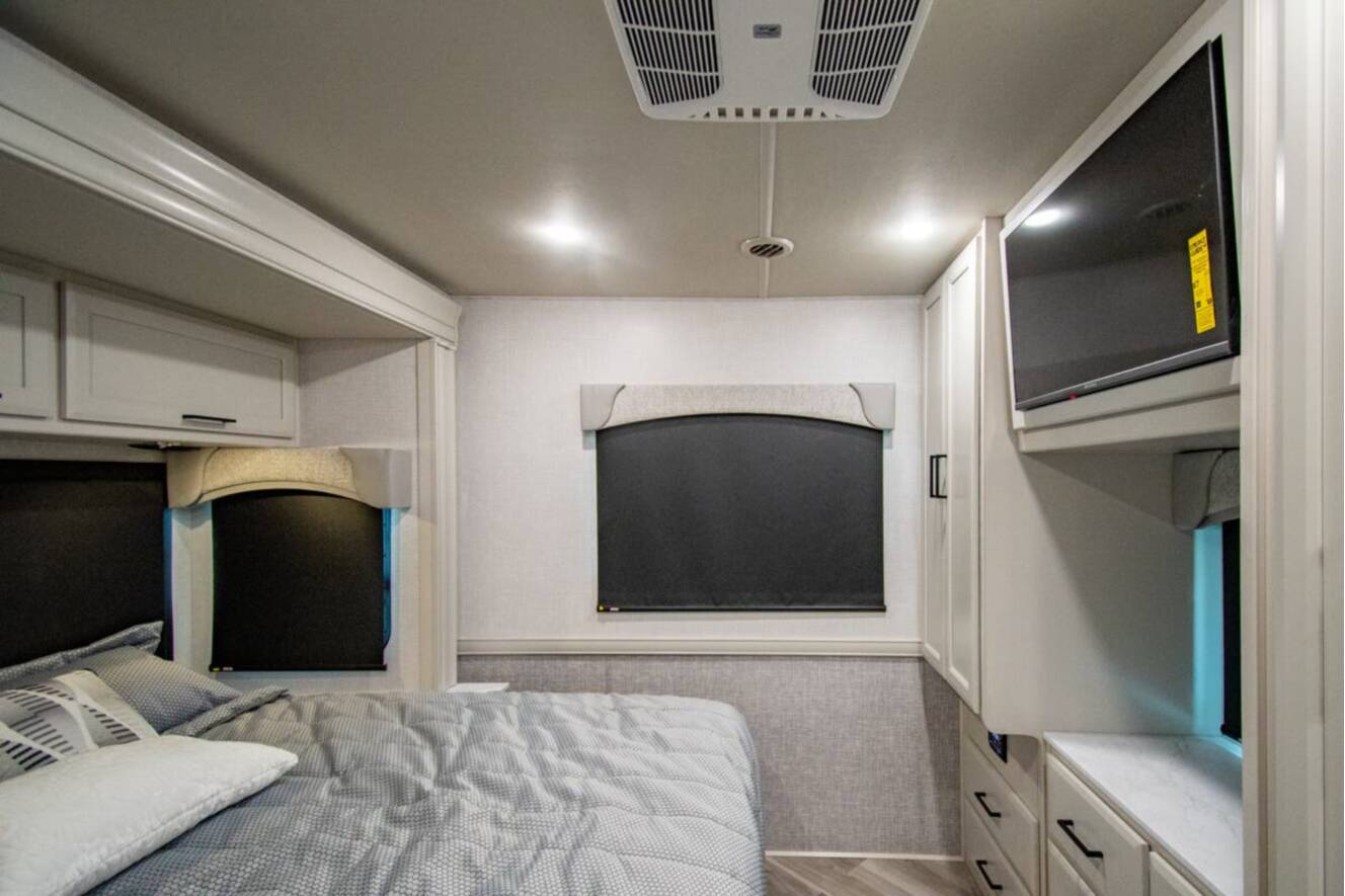 A photo of this 2026 Fleetwood Fortis 34MB