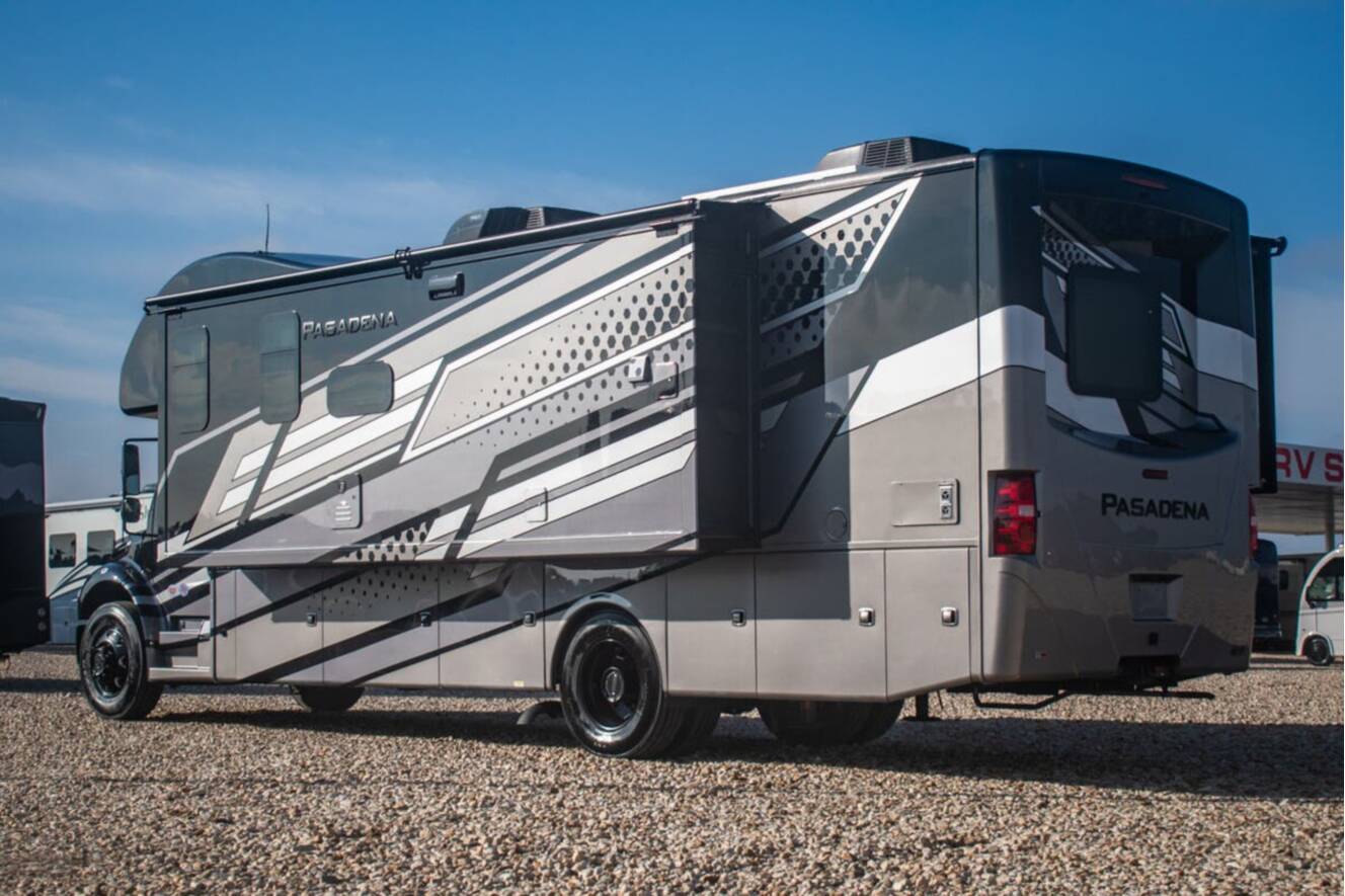 A photo of this 2026 Thor Motor Coach Pasadena 34XG