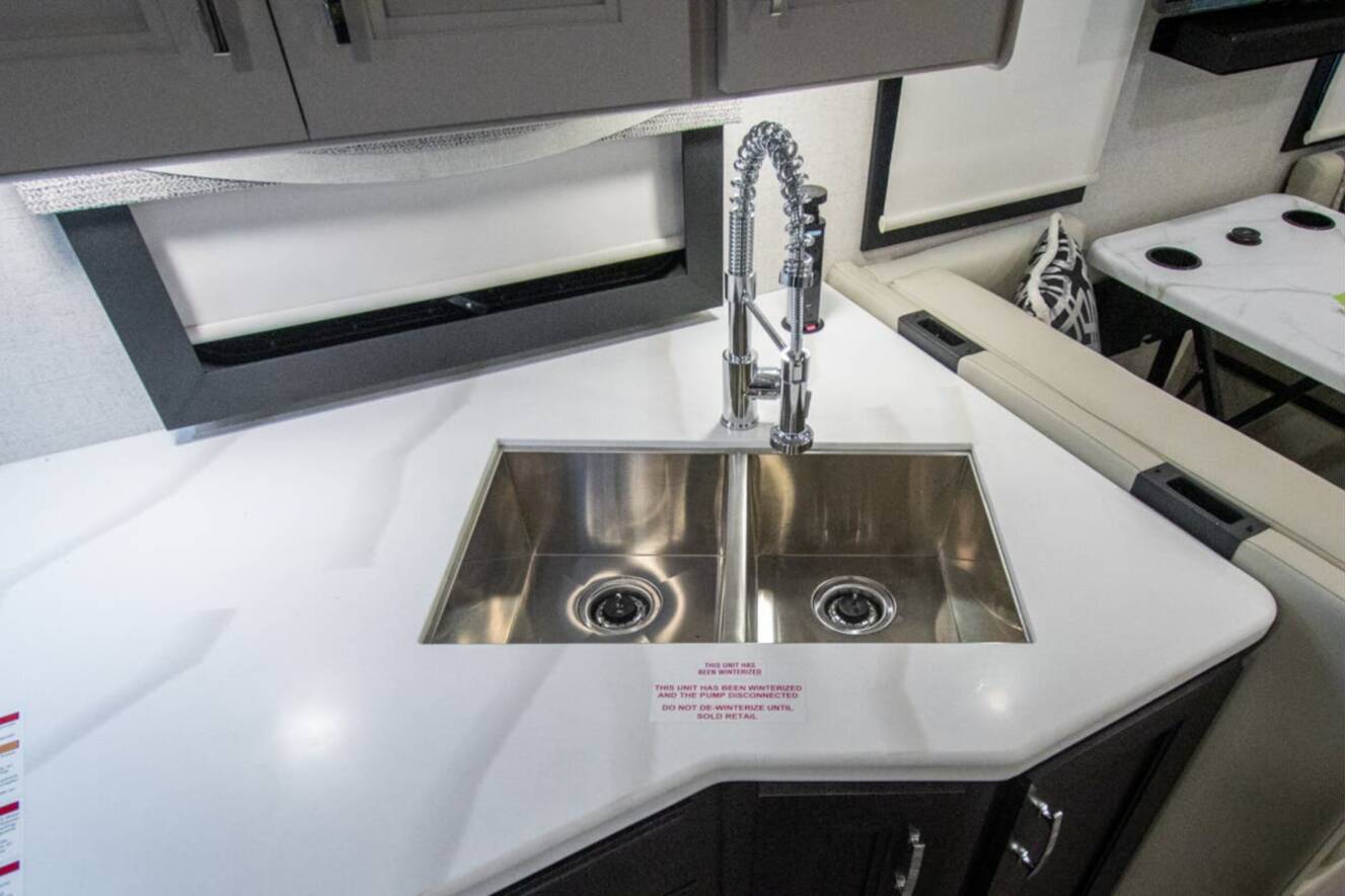 A photo of this 2026 Thor Motor Coach Pasadena 34XG