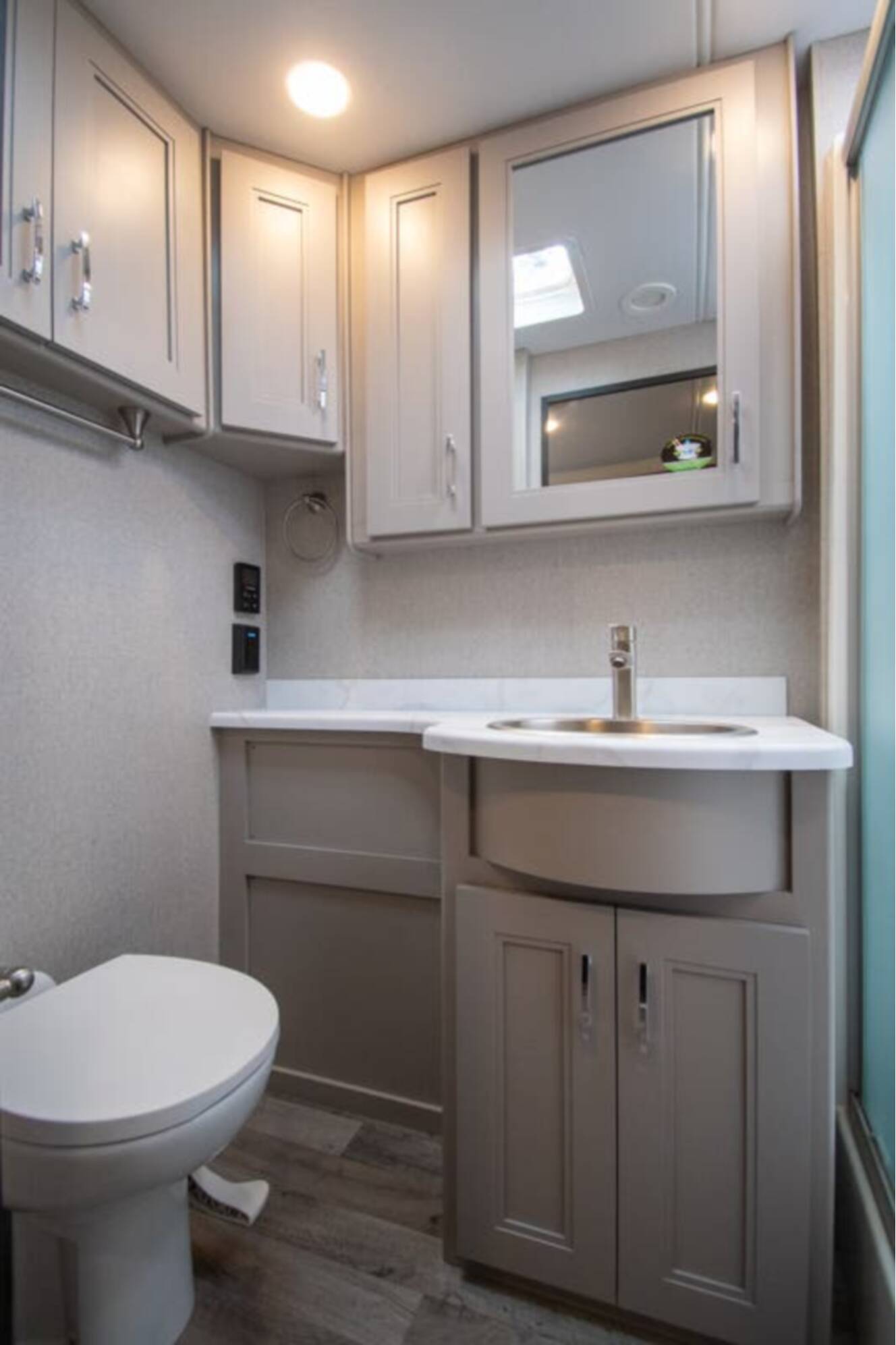 A photo of this 2026 Thor Motor Coach Pasadena 34XG
