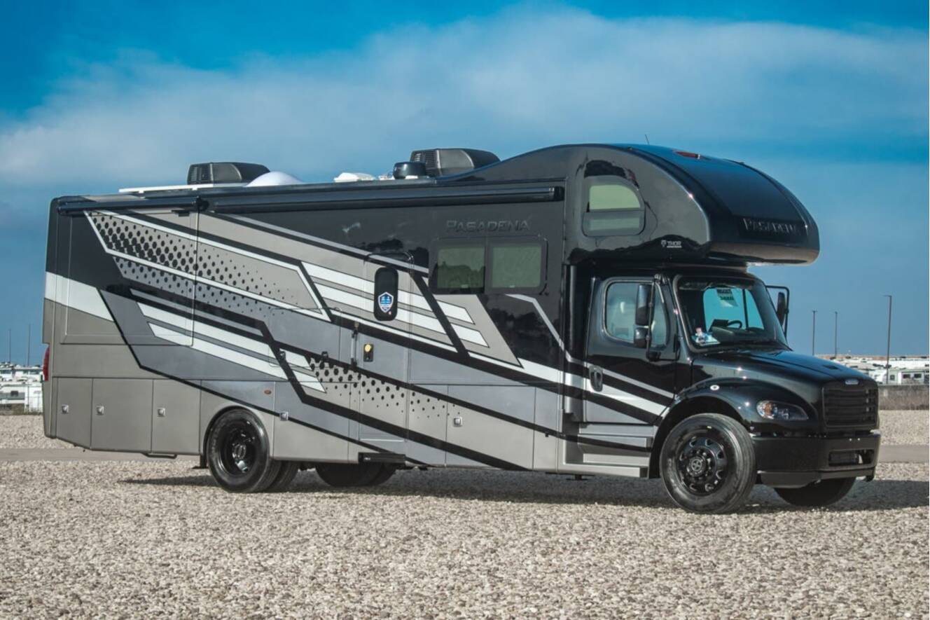 A photo of this 2026 Thor Motor Coach Pasadena 34XG