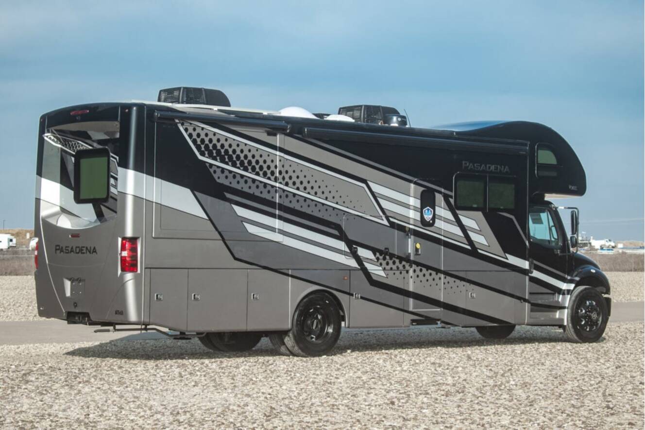 A photo of this 2026 Thor Motor Coach Pasadena 34XG