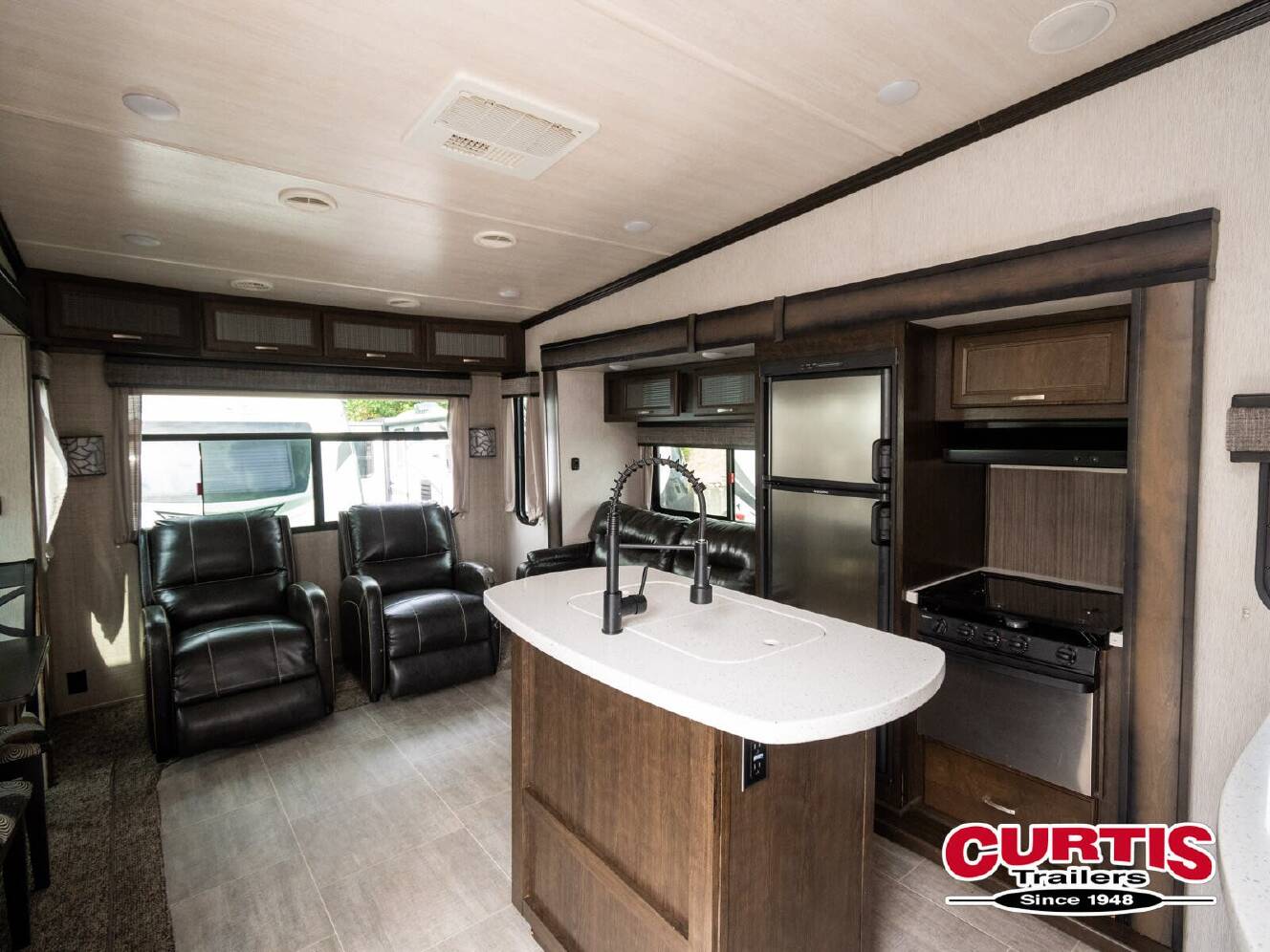 A photo of this 2018 Heartland Sundance 289TS