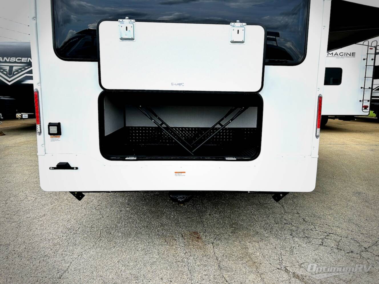 A photo of this 2025 Grand Design Serenova 160LG