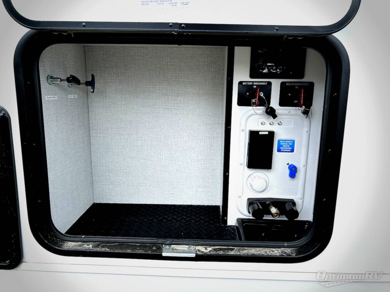 A photo of this 2025 Grand Design Serenova 160LG