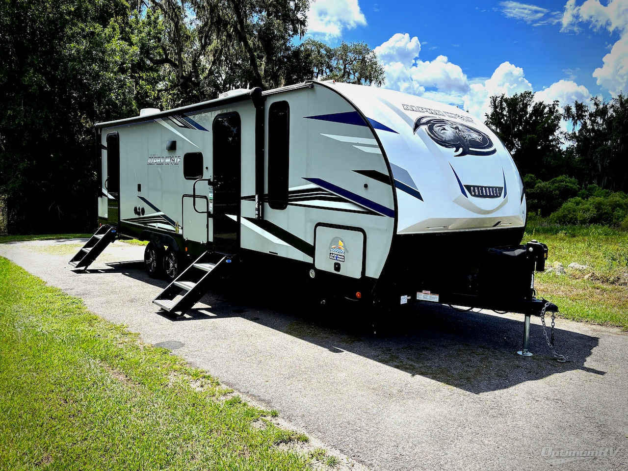 2022 Forest River Cherokee Alpha Wolf 26DBH-L in ocala FL