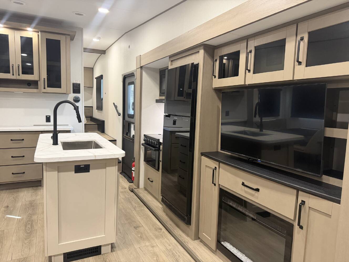 A photo of this 2026 Grand Design Reflection 100 Series 28RL