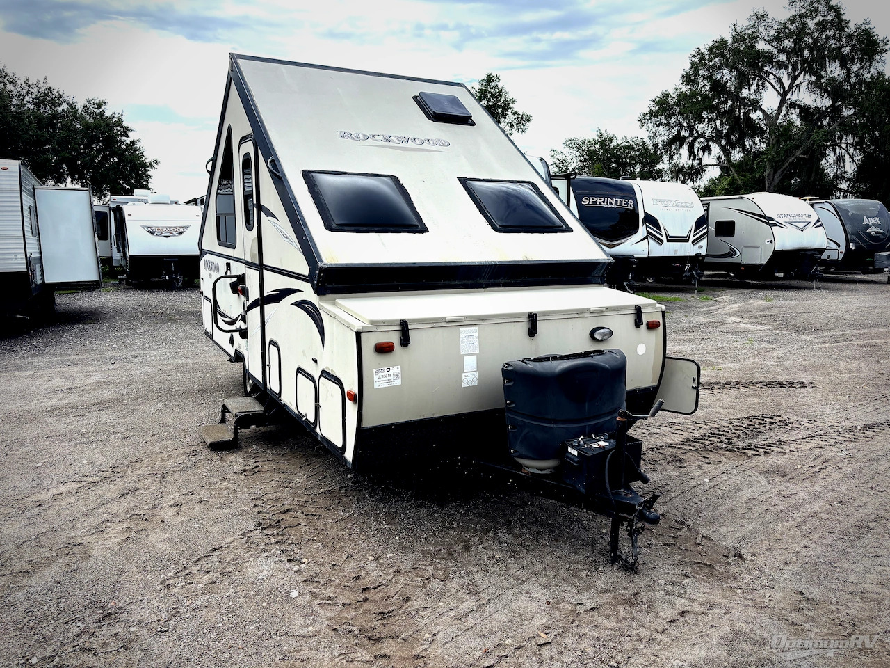 2016 Forest River Rockwood Hard Side High Wall Series A213HW in zephyrhills FL
