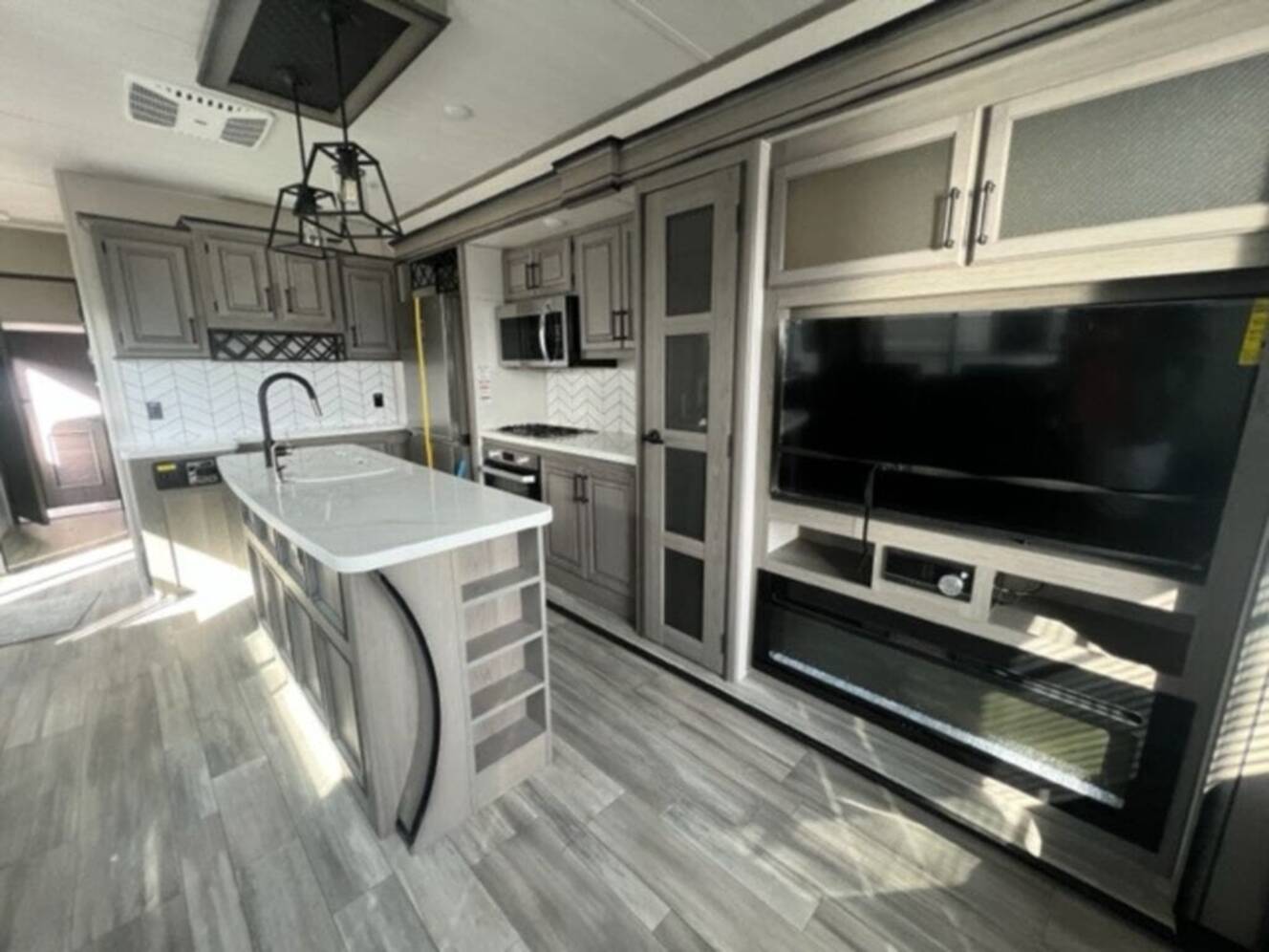 A photo of this 2024 Keystone Residence 401LOFT