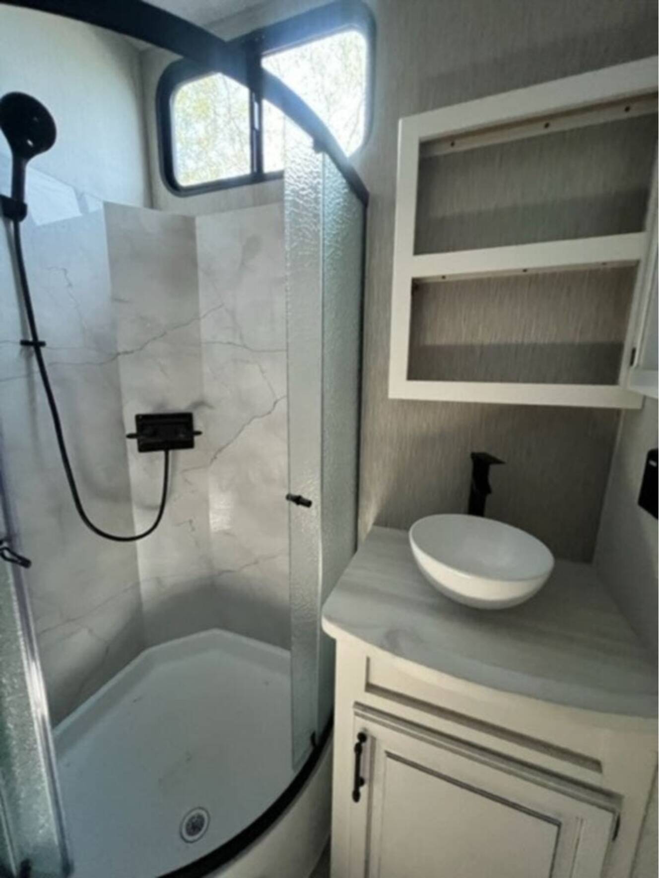 A photo of this 2024 Keystone Residence 401LOFT