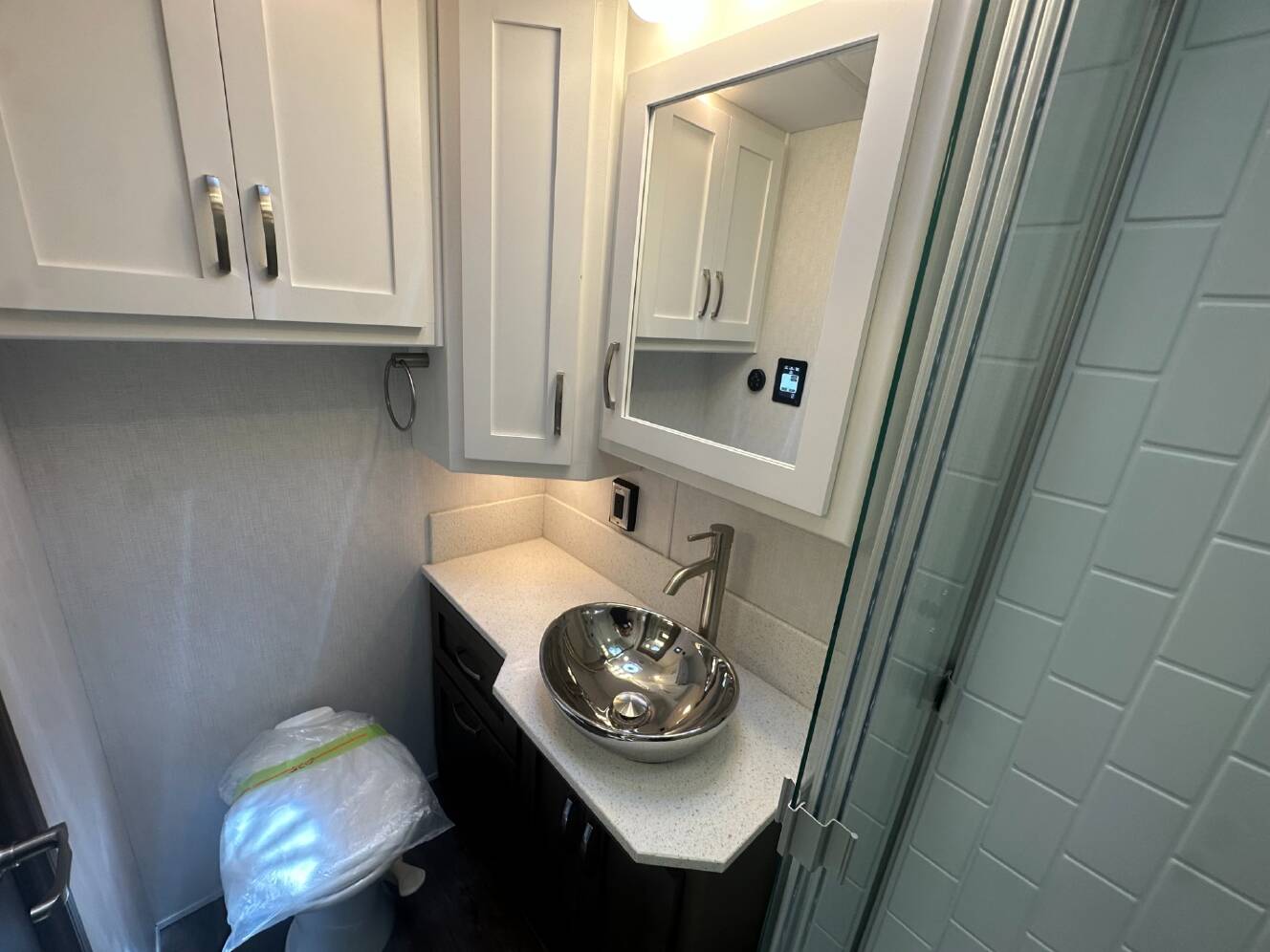 A photo of this 2027 Newmar Bay Star 3626
