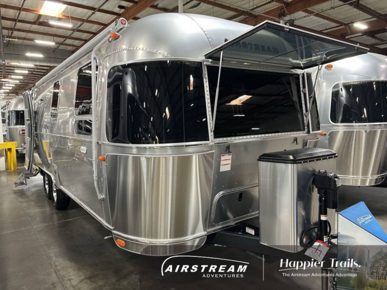 A photo of this 2027 Airstream Flying Cloud 27FB