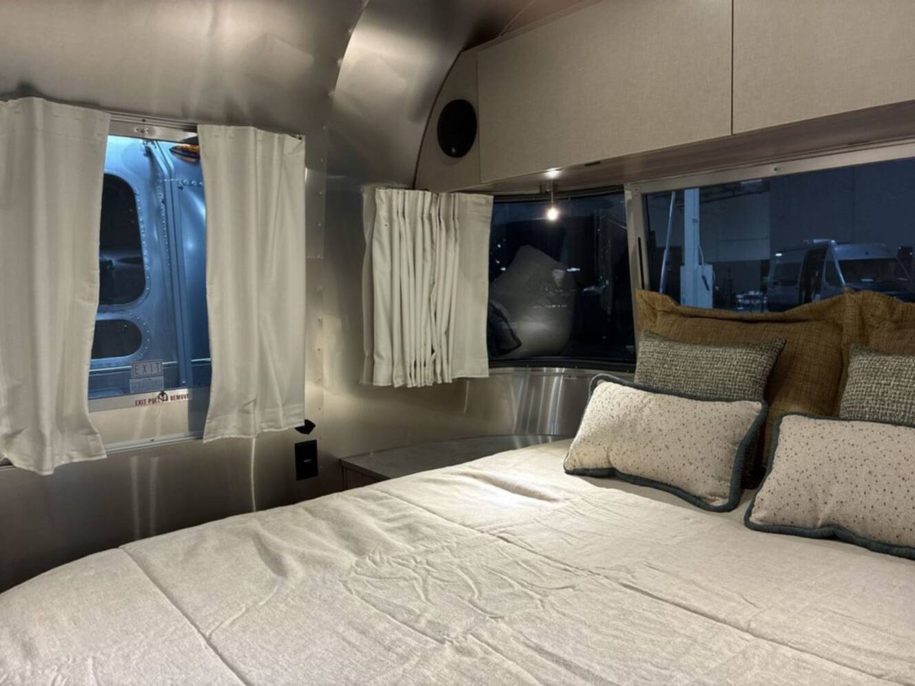 A photo of this 2027 Airstream Flying Cloud 27FB