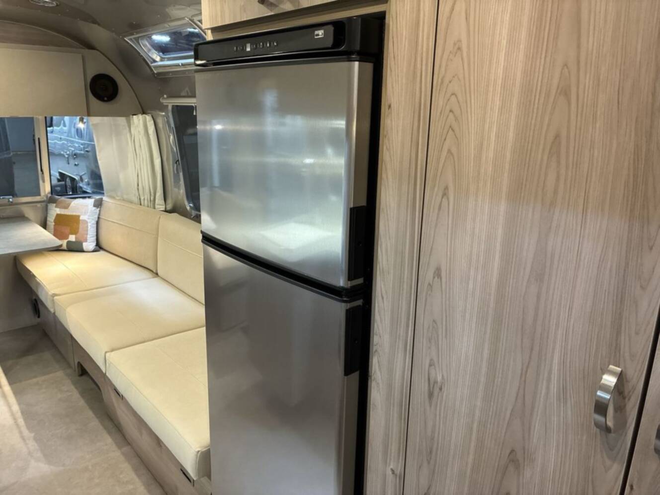 A photo of this 2027 Airstream Flying Cloud 27FB