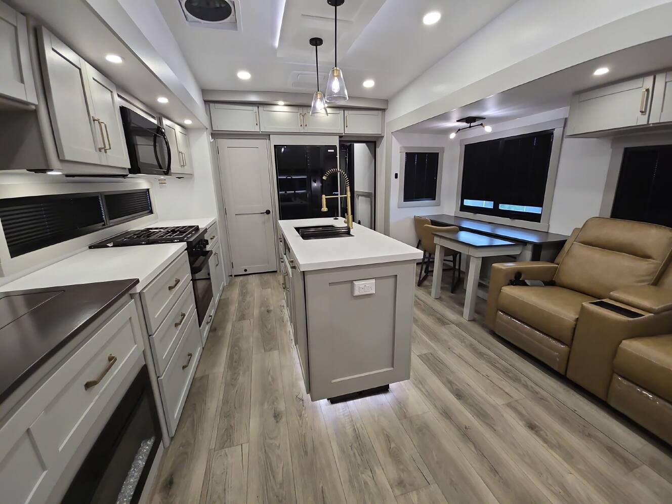 A photo of this 2025 Brinkley MODEL Z 3400