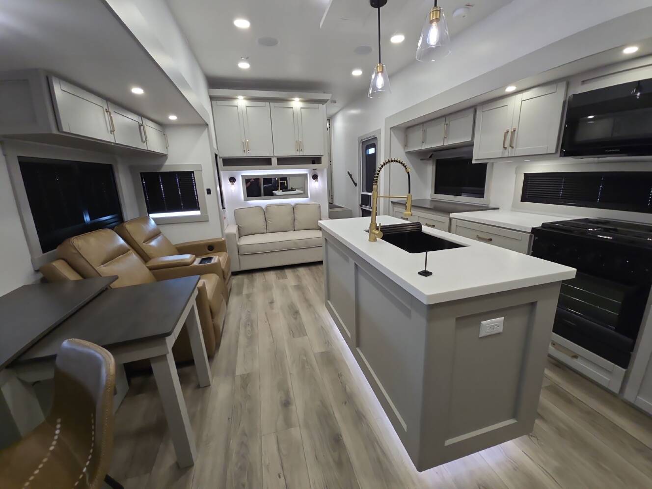 A photo of this 2025 Brinkley MODEL Z 3400