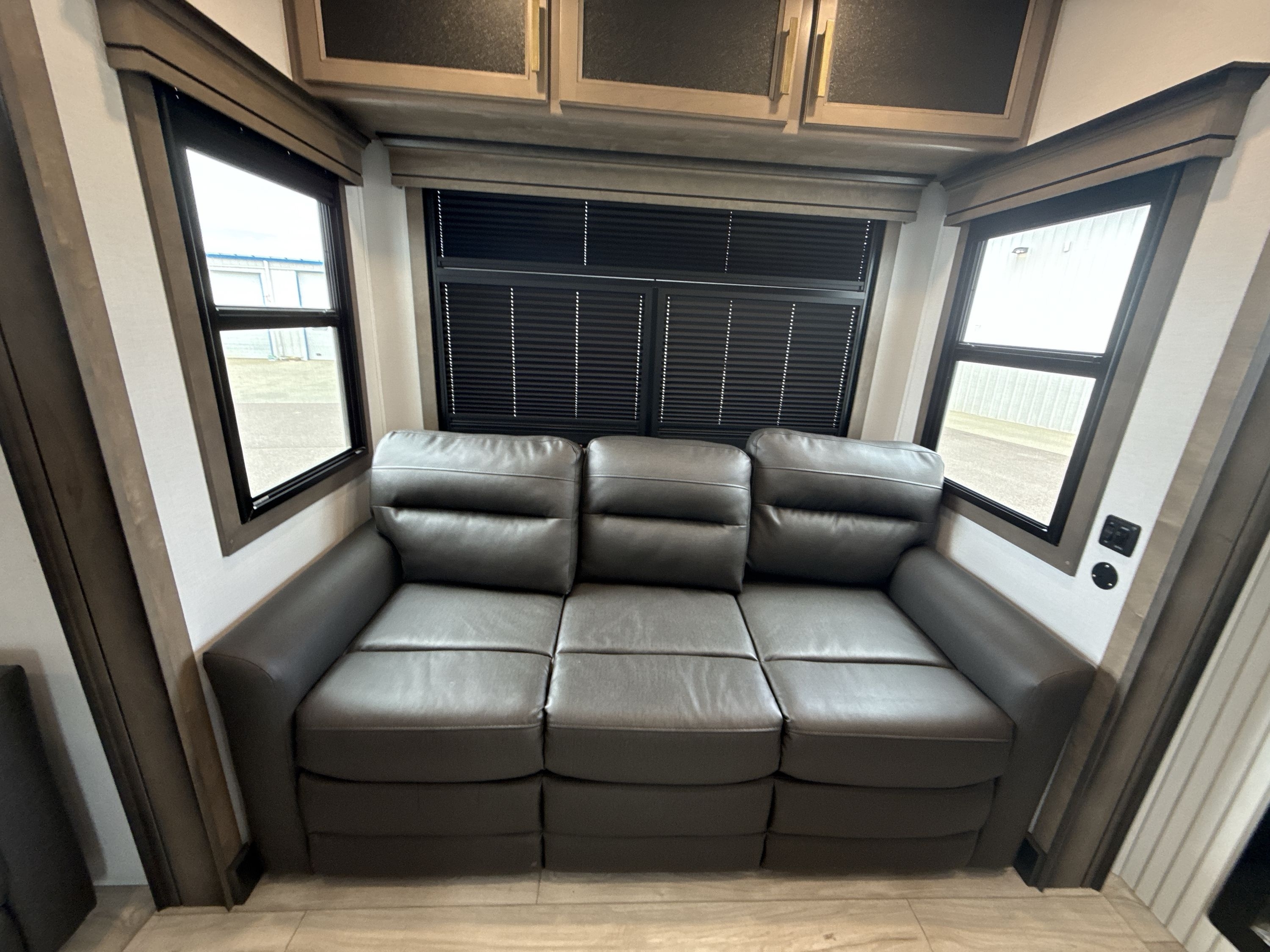 2025 Keystone MONTANA 3901RK in sioux falls SD
