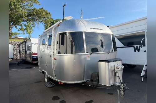 2023 Airstream BAMBI 16RB in kodak TN
