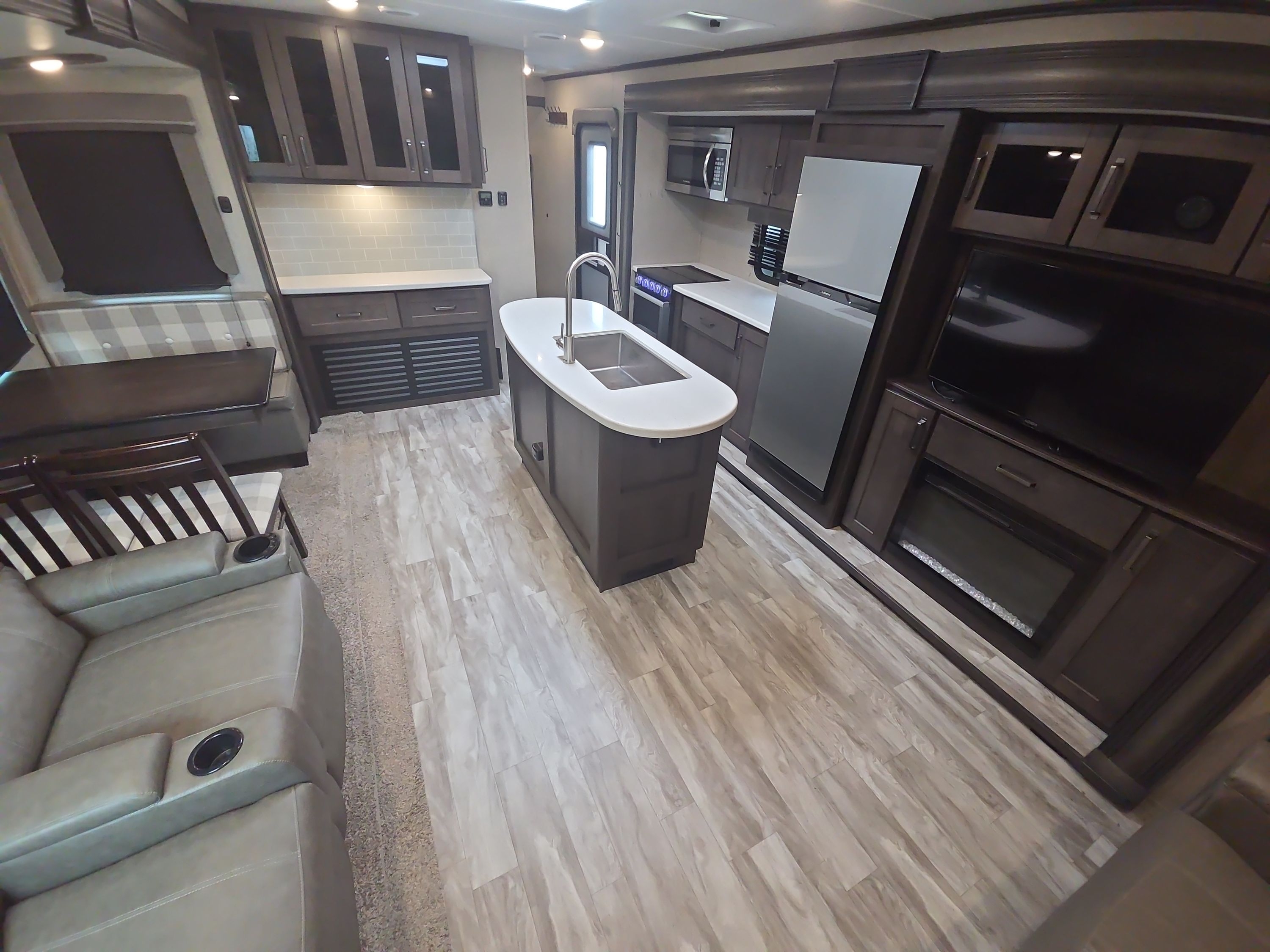 View more photos of this listing