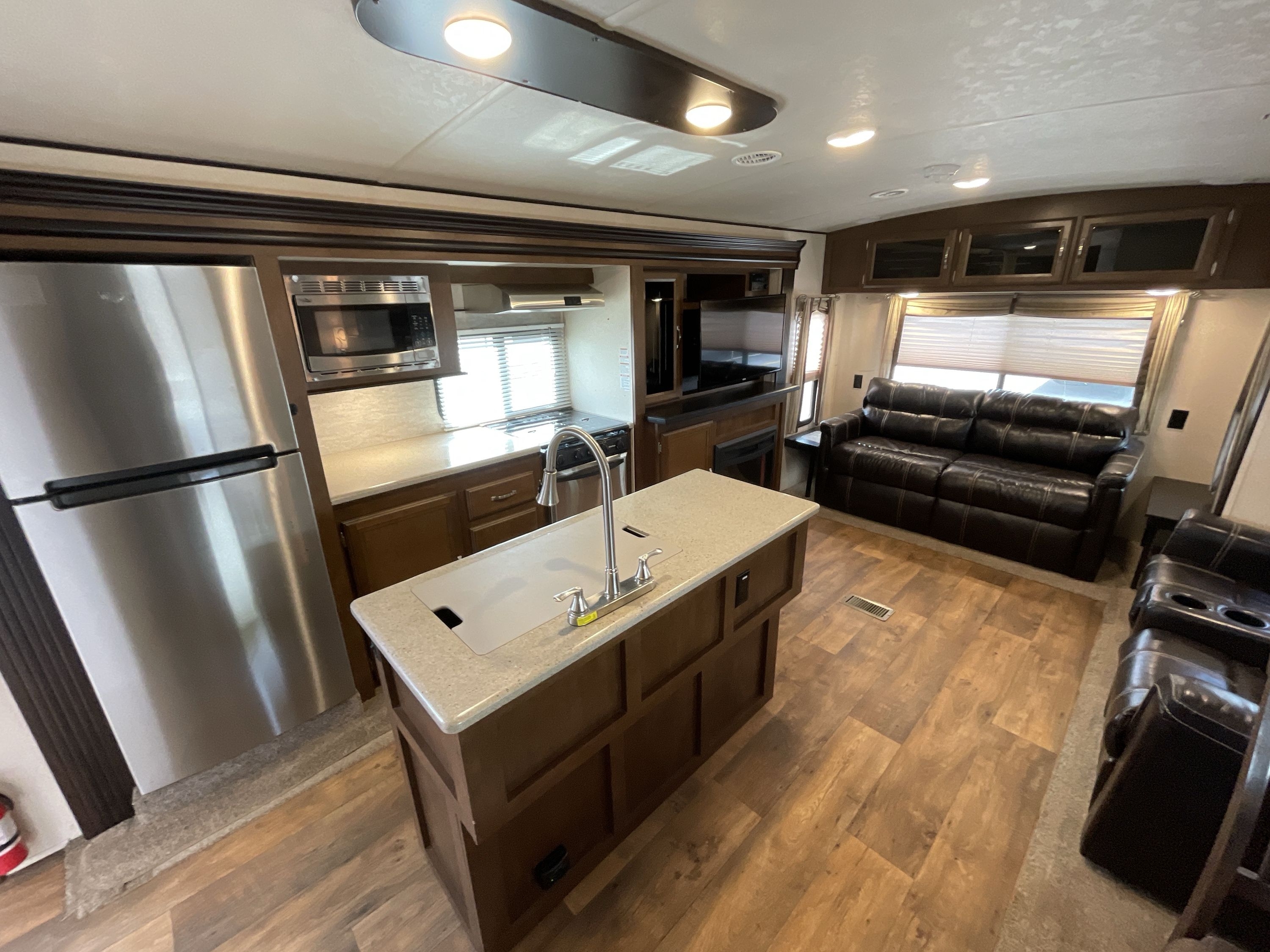 2018 Forest River SALEM HEMISPHERE 272RL in wentzville MO