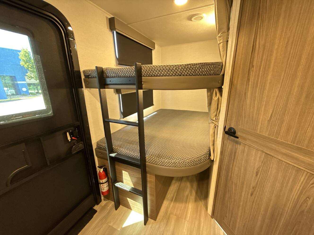A photo of this 2024 Alliance DELTA 281BH