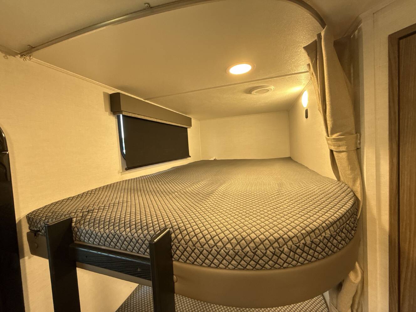 A photo of this 2024 Alliance DELTA 281BH