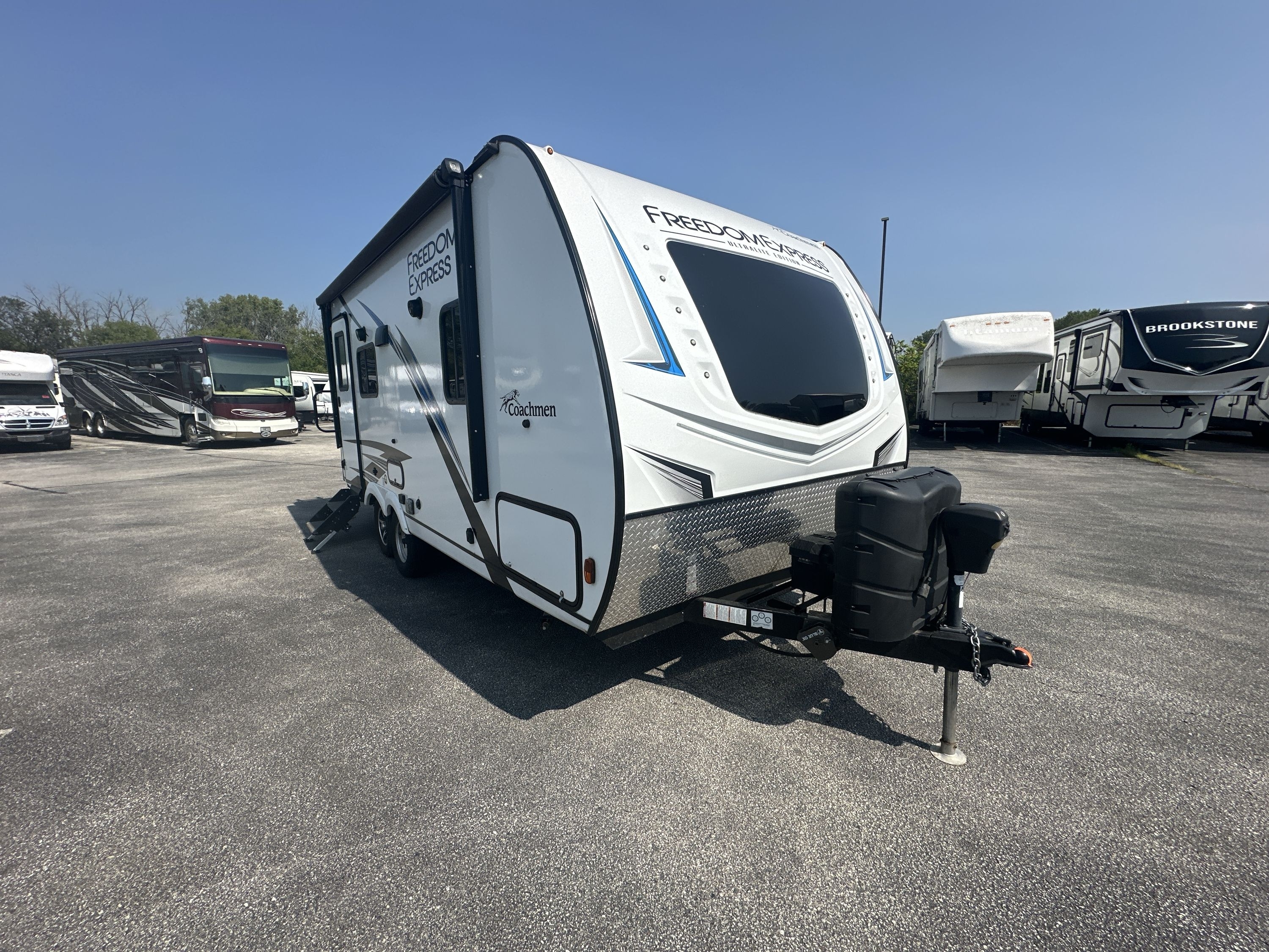 2020 Coachmen FREEDOM EXPRESS ULTRA LITE 192RBS RV