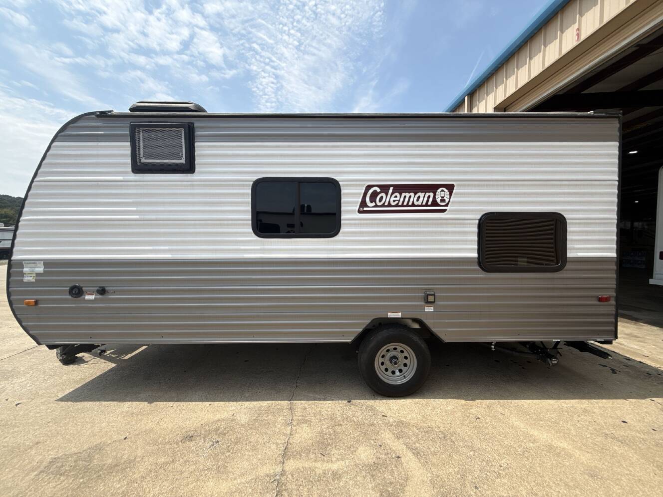 A photo of this 2024 Keystone COLEMAN 17B
