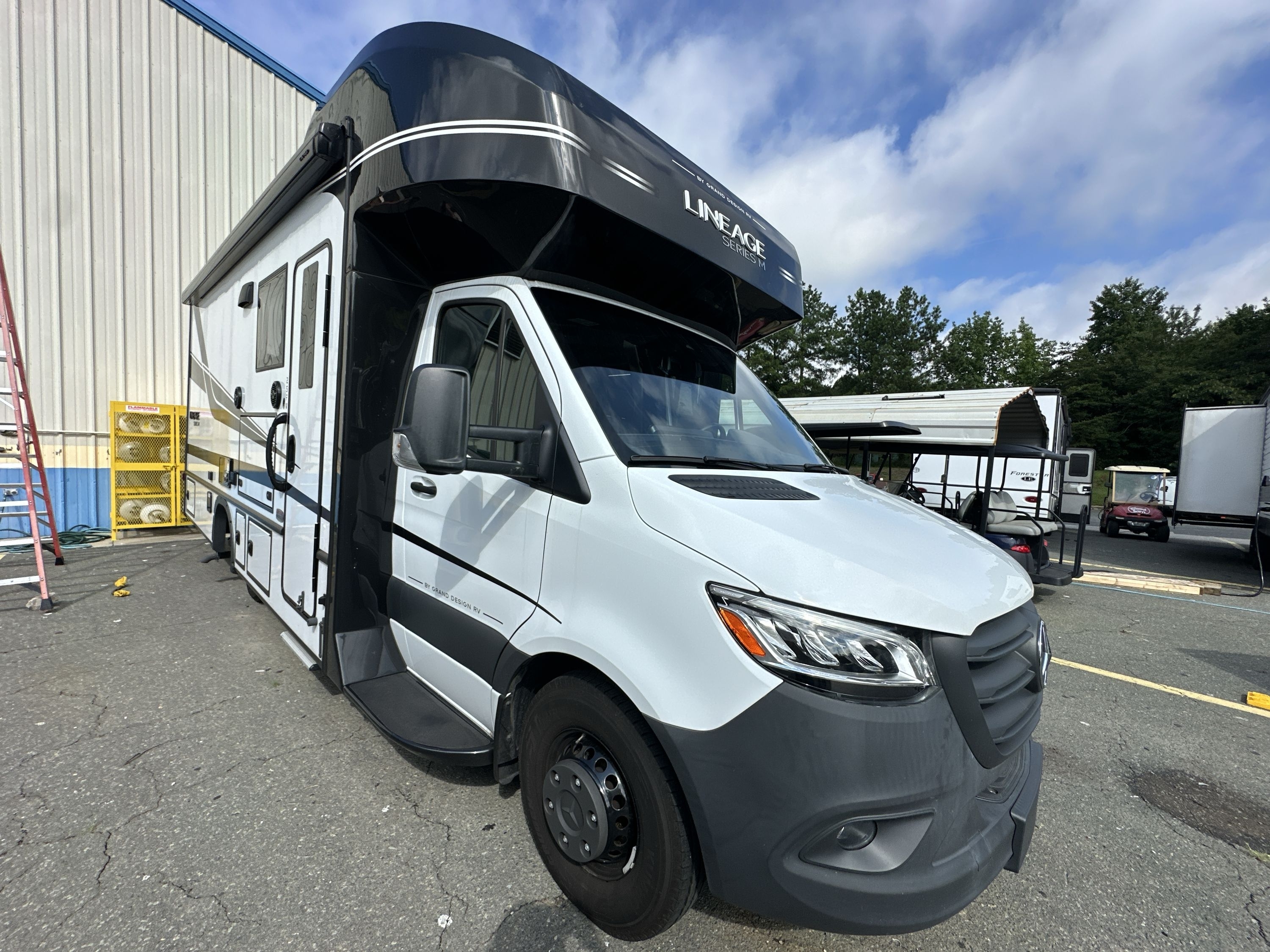 2025 Grand Design LINEAGE SERIES M 25FW in concord NC